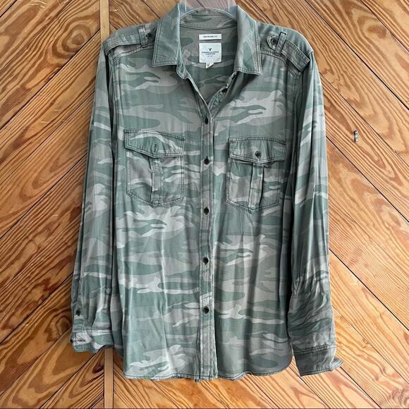 American Eagle Camo Embroidered Boyfriend Shirt - Picture 1 of 6